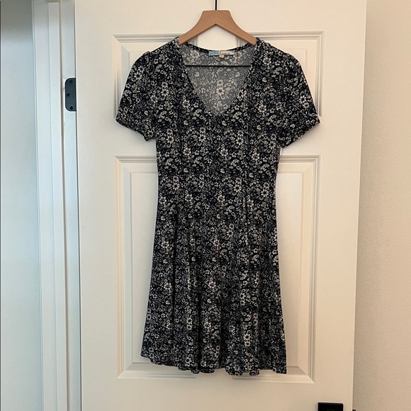 Floral Blue and White Dress - Picture 1 of 1